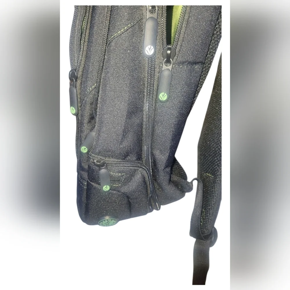 Targus 17 Black Spurce Ecosmart Checkpoint-Friendly Men's Backpack